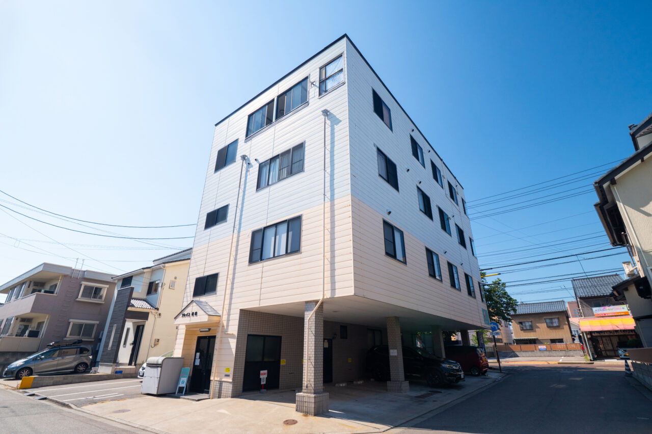 福井市で清掃業者をお探しなら「おそうじや北陸」の外観